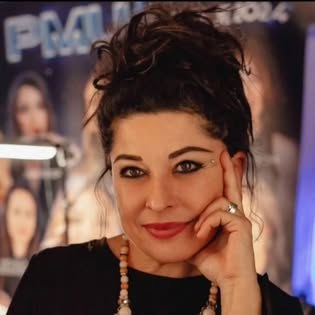 Annarita Minutaglio a un congresso di dermopigmentazione nel 2024